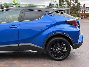 Used 2019 Toyota C-Hr Dynamic Blue - Interior and Exterior details 13