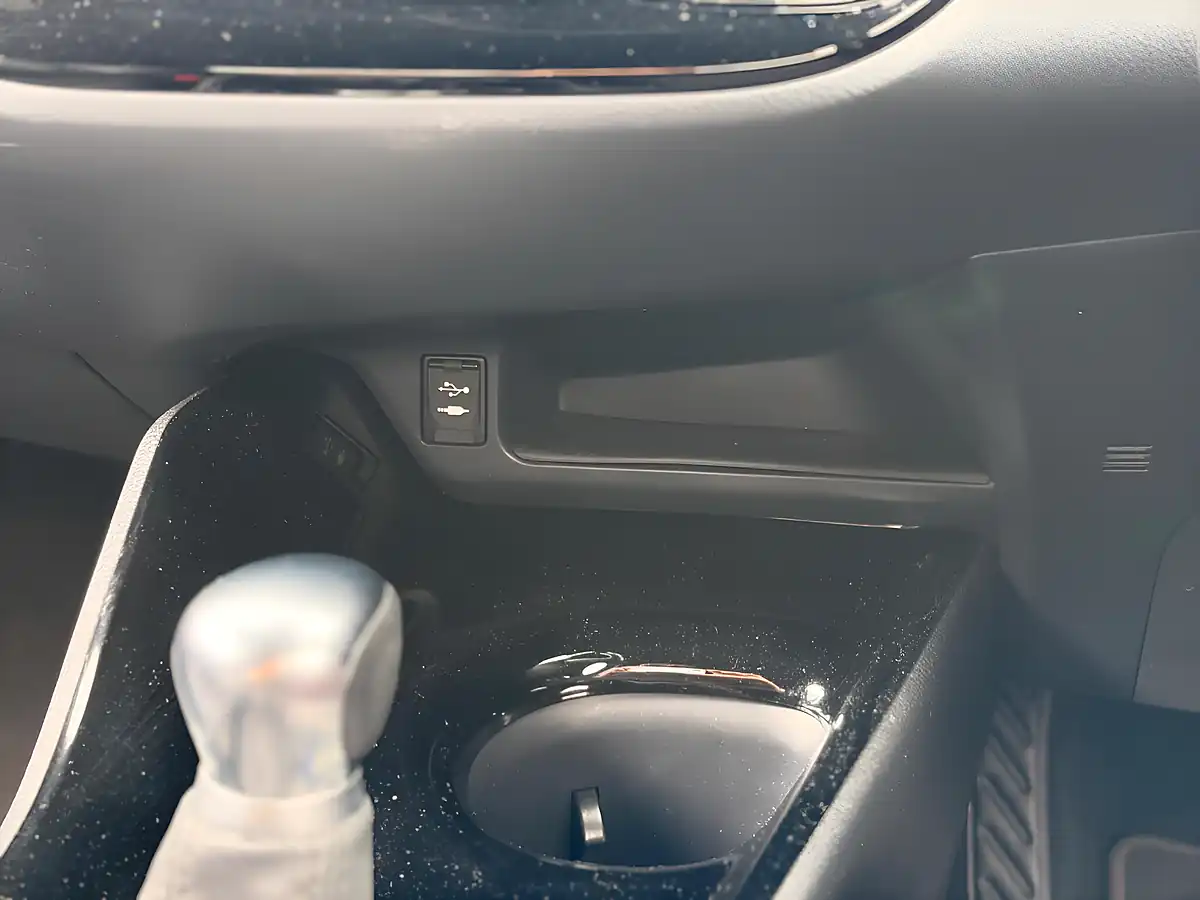 Used 2019 Toyota C-Hr Dynamic Blue - Interior and Exterior details 20