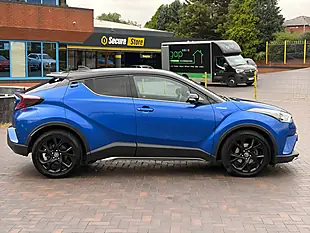 Used 2019 Toyota C-Hr Dynamic Blue - Interior and Exterior details 5