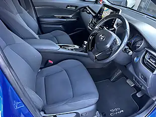 Used 2019 Toyota C-Hr Dynamic Nebula Blue - Interior and Exterior details 4