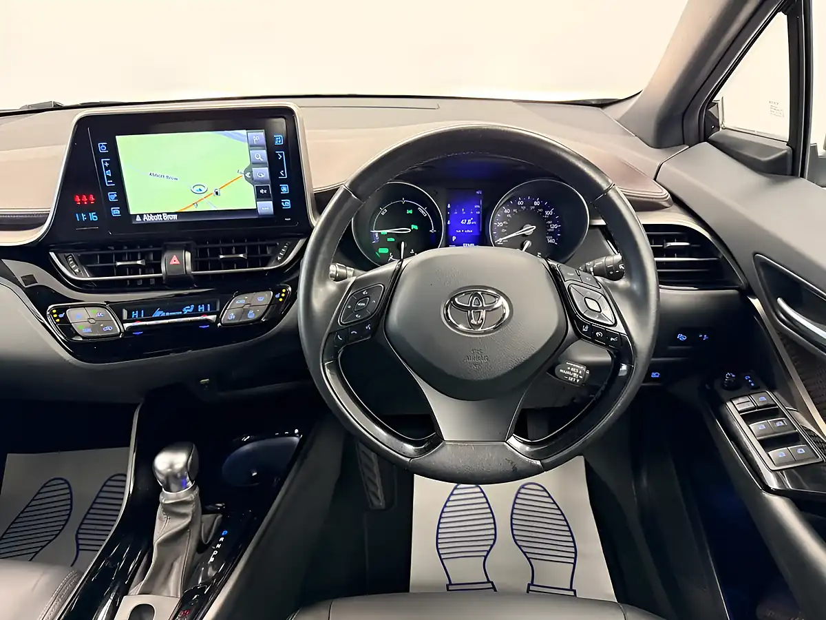 Used 2019 Toyota C-Hr Excel Eclipse Black - Interior and Exterior details 10