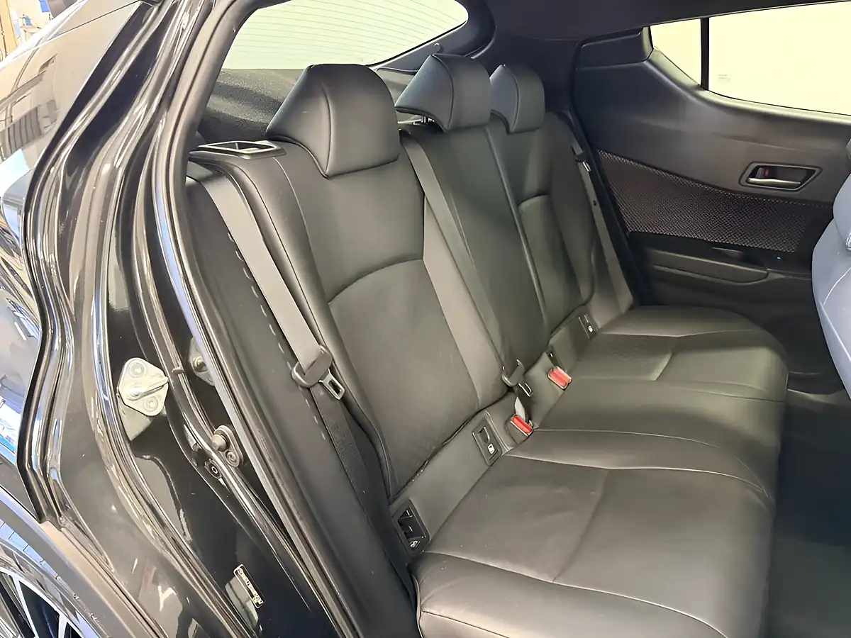 Used 2019 Toyota C-Hr Excel Eclipse Black - Interior and Exterior details 4