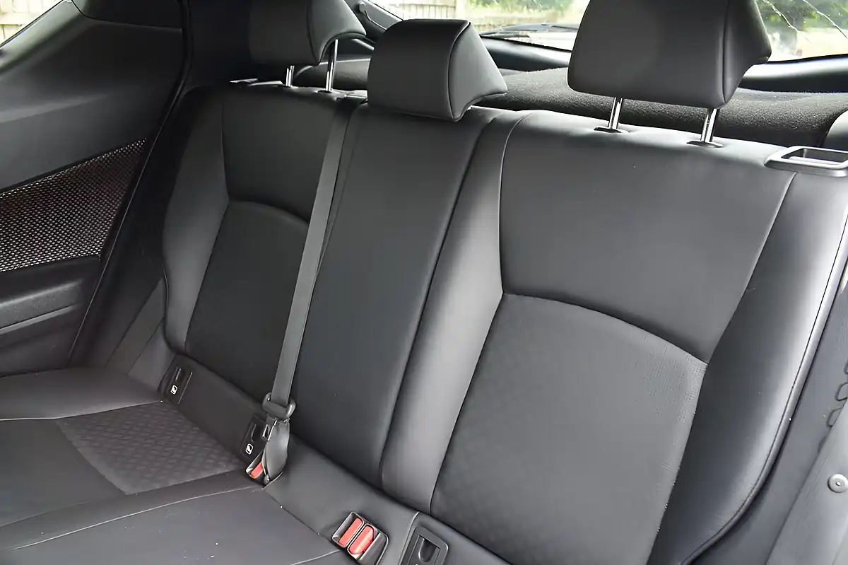 Used 2019 Toyota C-Hr Excel White - Interior and Exterior details 10