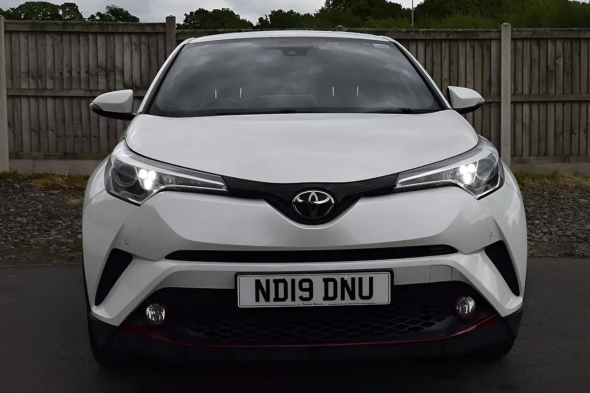 Used 2019 Toyota C-Hr Excel White - Interior and Exterior details 2
