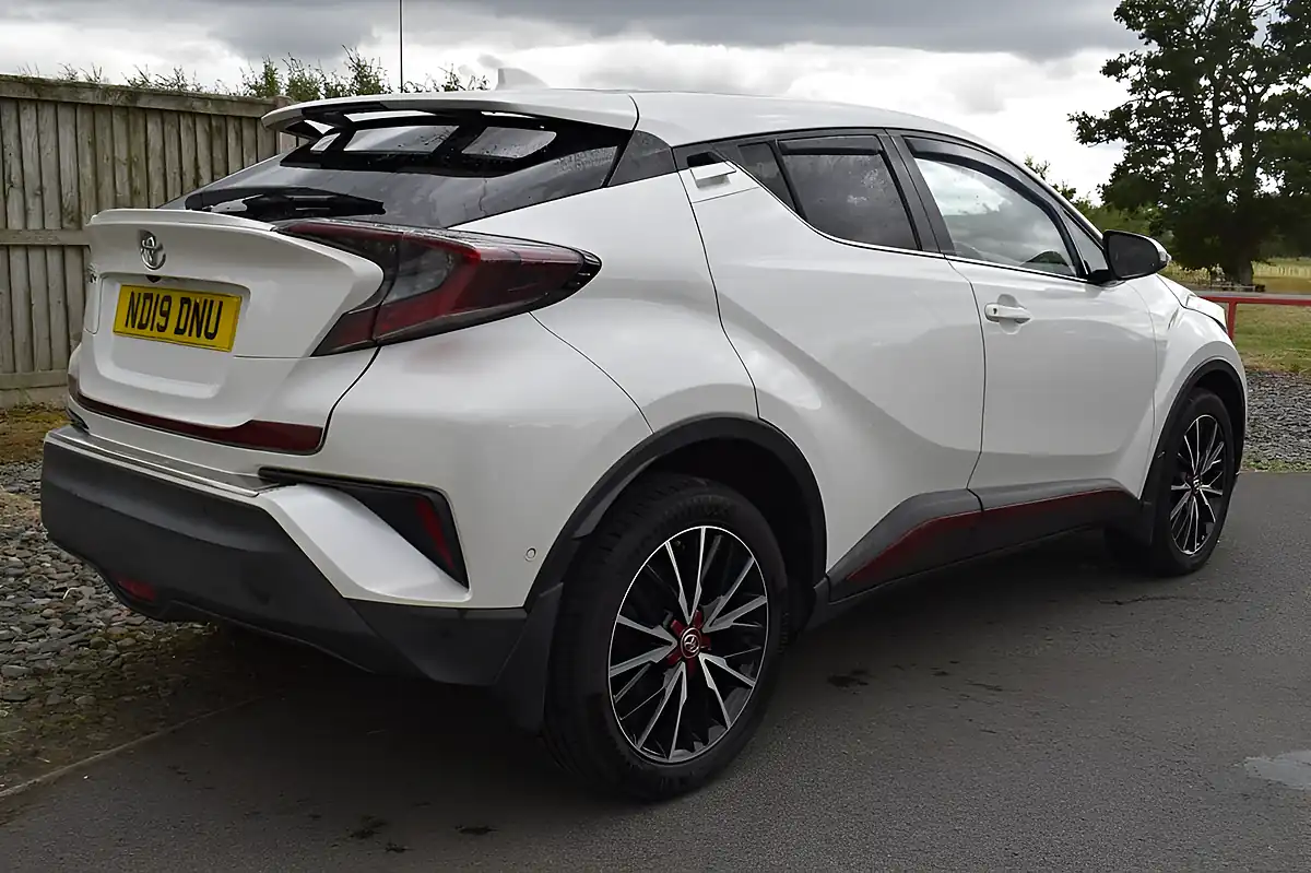 Used 2019 Toyota C-Hr Excel White - Interior and Exterior details 6
