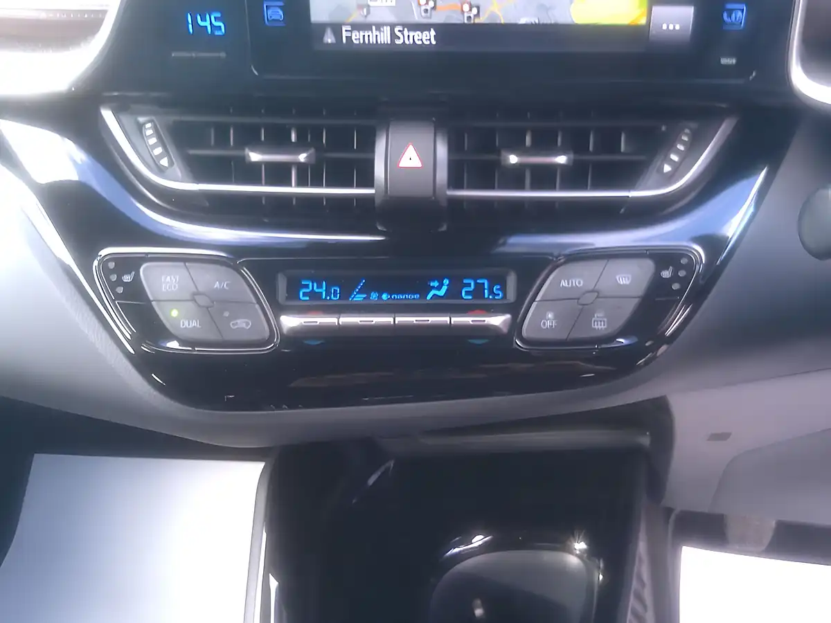 Used 2019 Toyota C-Hr Excel White - Interior and Exterior details 15