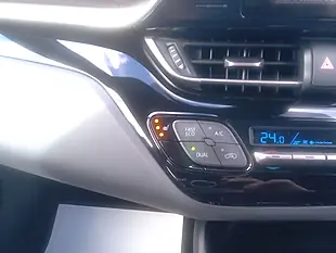 Used 2019 Toyota C-Hr Excel White - Interior and Exterior details 16