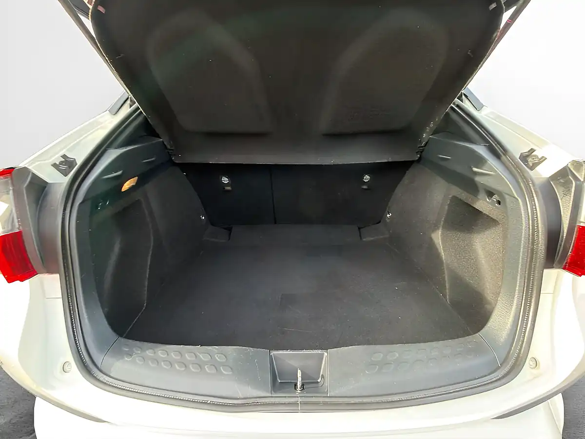 Used 2019 Toyota C-Hr Icon White - Interior and Exterior details 11