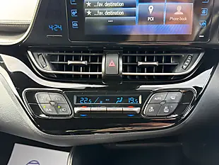 Used 2019 Toyota C-Hr Icon White - Interior and Exterior details 15