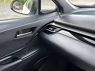 Used 2019 Toyota C-Hr Icon White - Interior and Exterior details 18