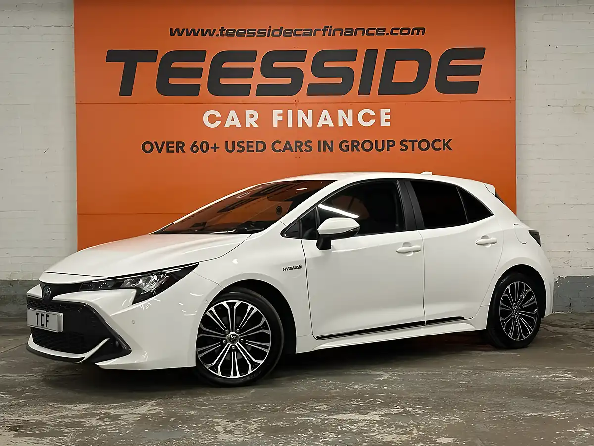 Used 2019 Toyota Corolla Design White - Interior and Exterior details 10