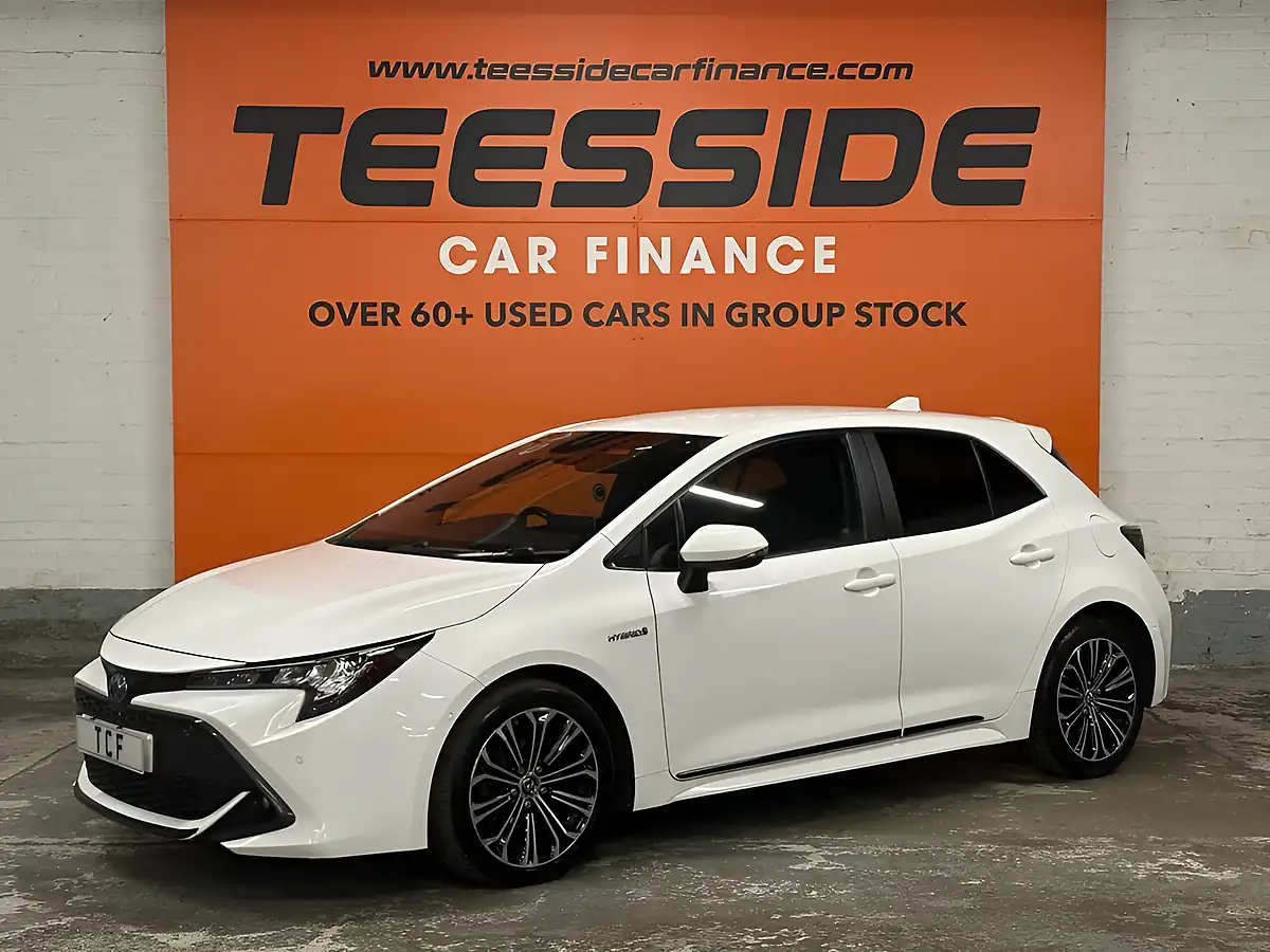 Used 2019 Toyota Corolla Design White - Interior and Exterior details 11