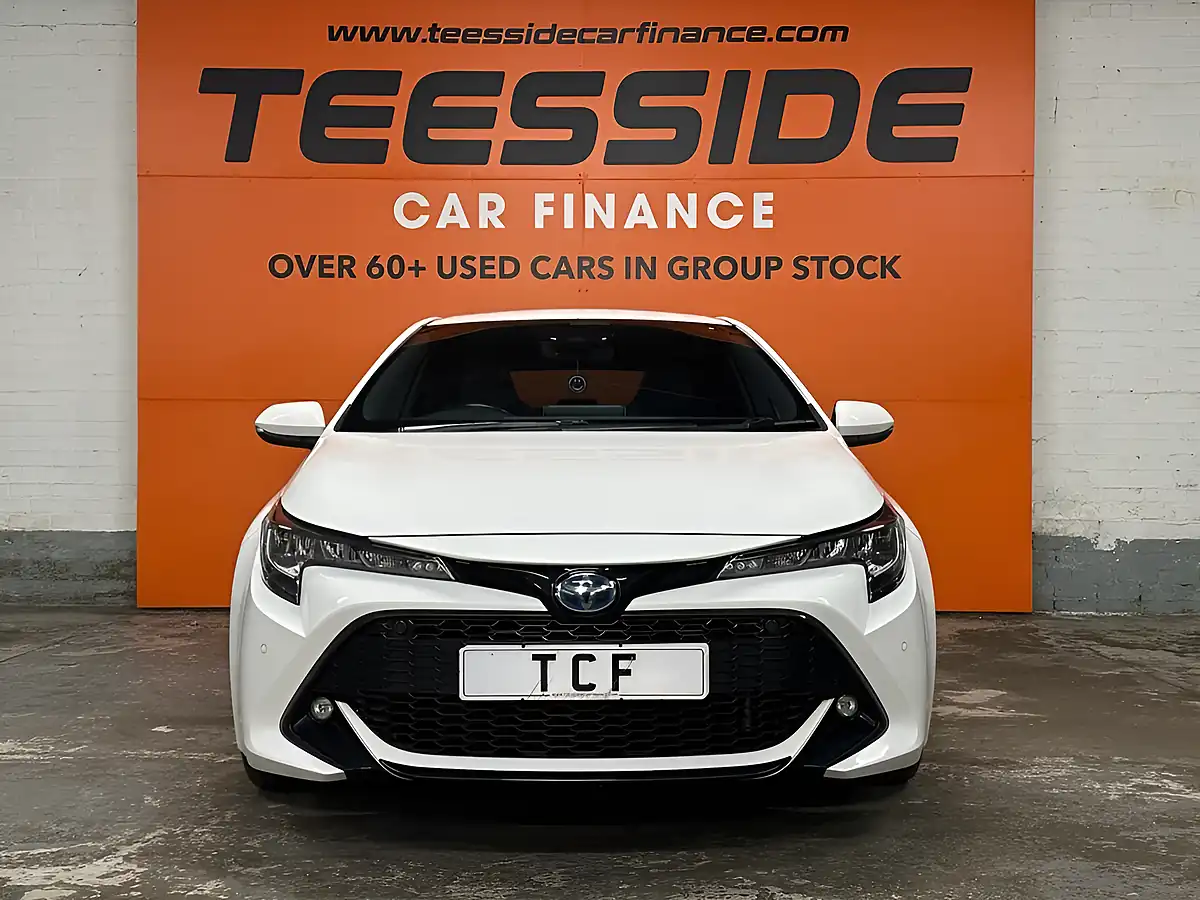Used 2019 Toyota Corolla Design White - Interior and Exterior details 12