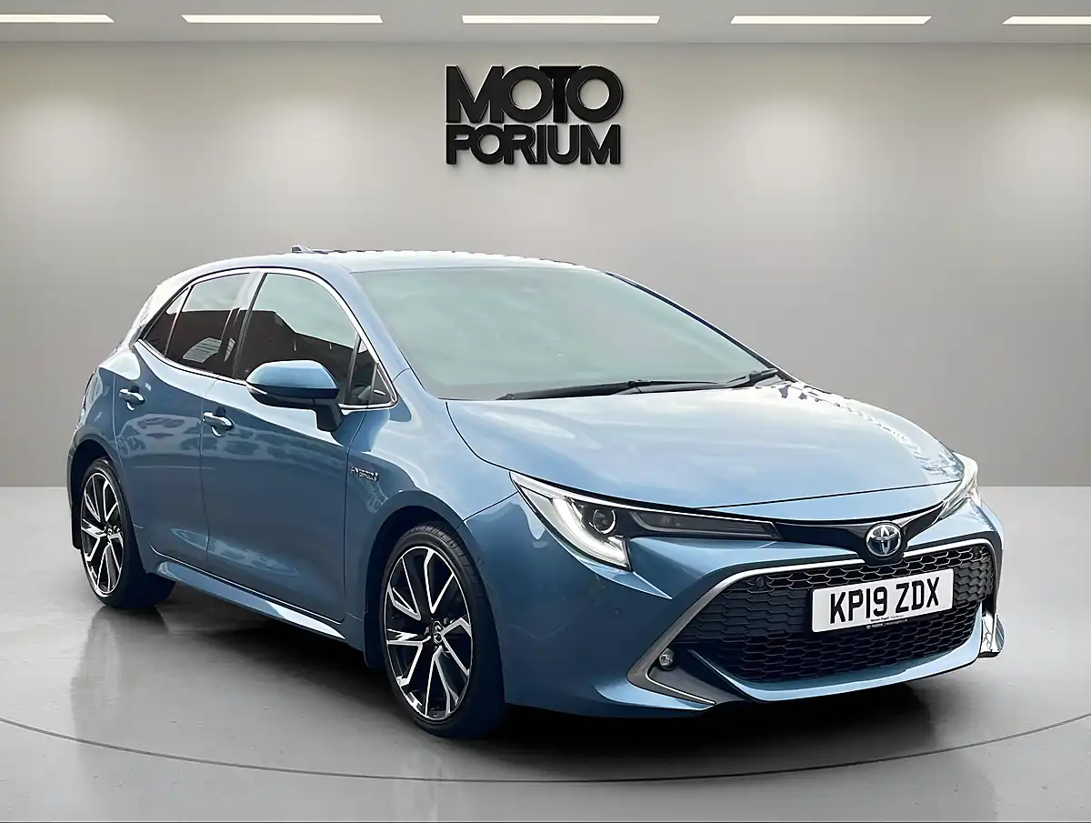 Used 2019 Toyota Corolla Excel Blue - Interior and Exterior details 10