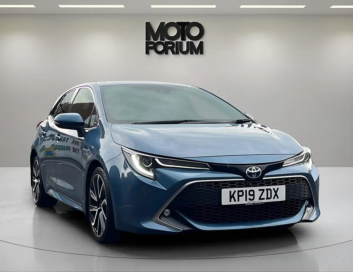 Used 2019 Toyota Corolla Excel Blue - Interior and Exterior details 5