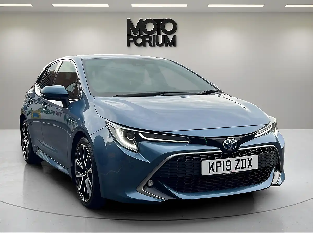 Used 2019 Toyota Corolla Excel Blue - Interior and Exterior details 8