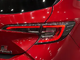Used 2019 Toyota Corolla Excel Red - Interior and Exterior details 12
