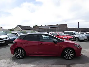 Used 2019 Toyota Corolla Excel Red - Interior and Exterior details 8