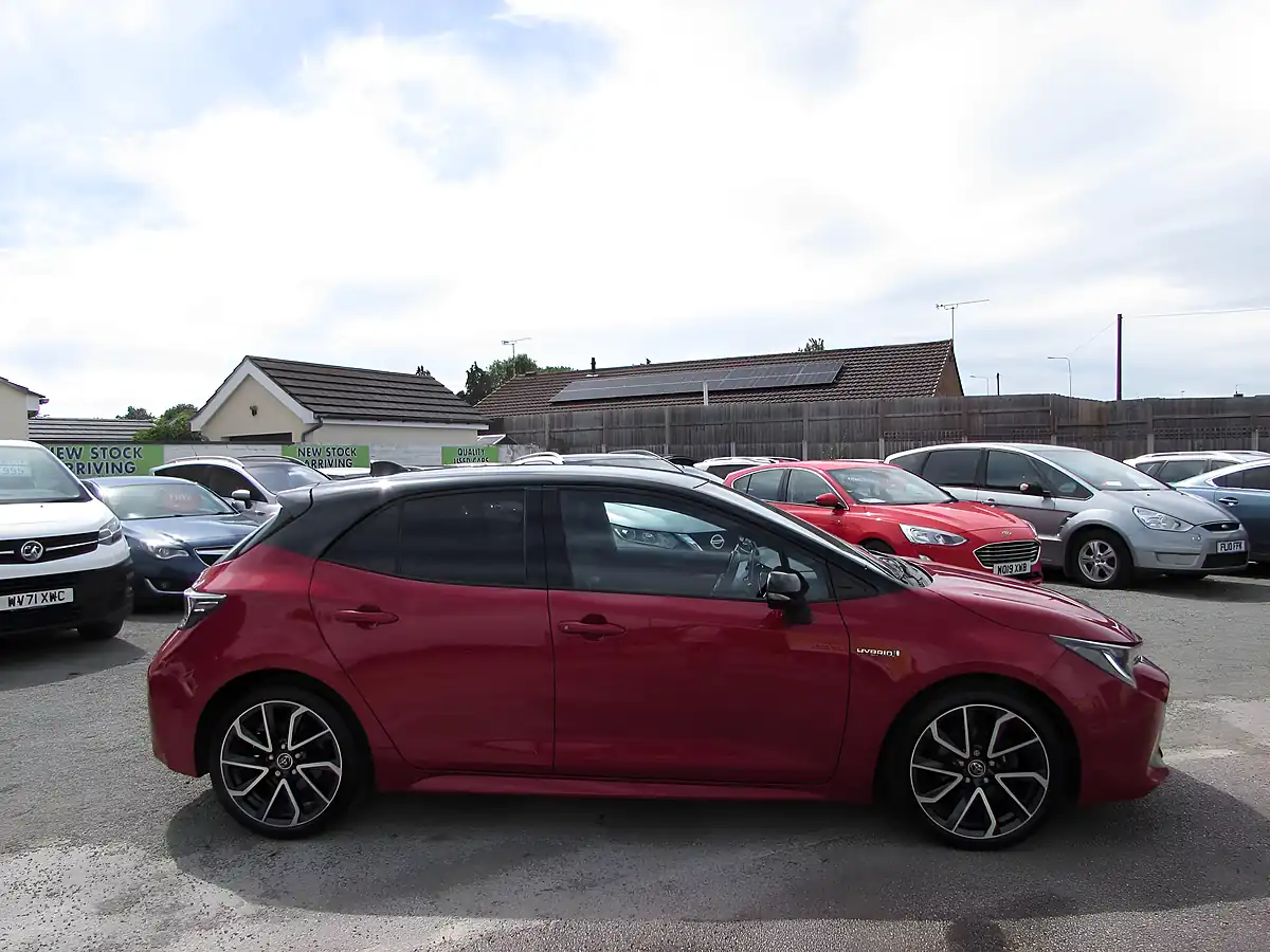 Used 2019 Toyota Corolla Excel Red - Interior and Exterior details 8