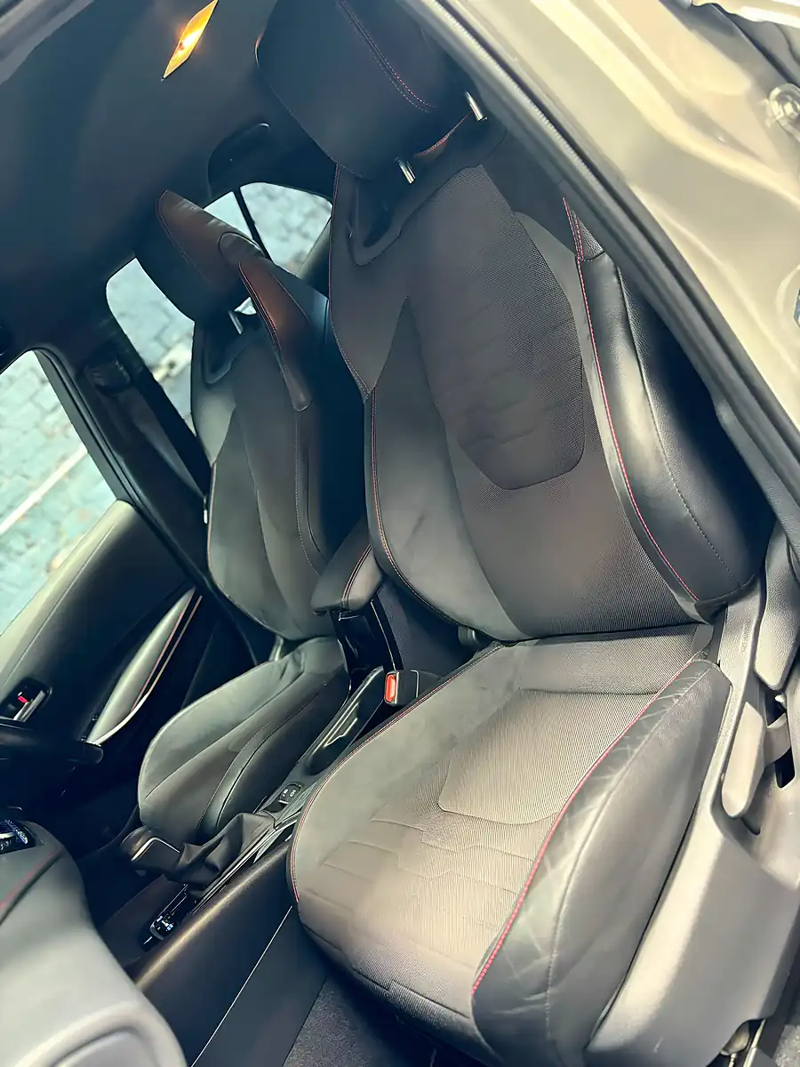Used 2019 Toyota Corolla Excel Silver - Interior and Exterior details 13