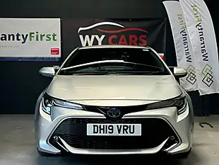 Used 2019 Toyota Corolla Excel Silver - Interior and Exterior details 2