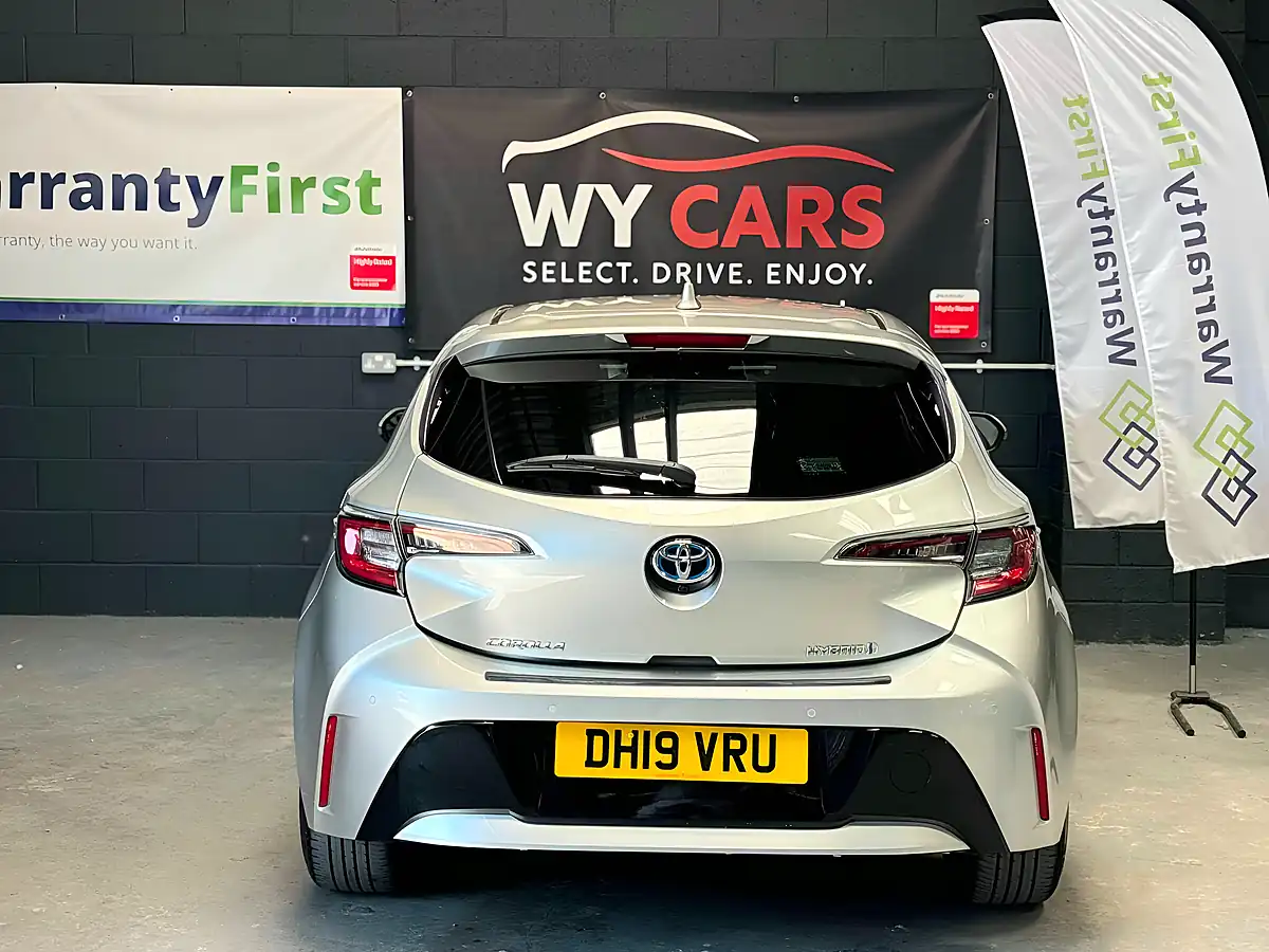Used 2019 Toyota Corolla Excel Silver - Interior and Exterior details 8