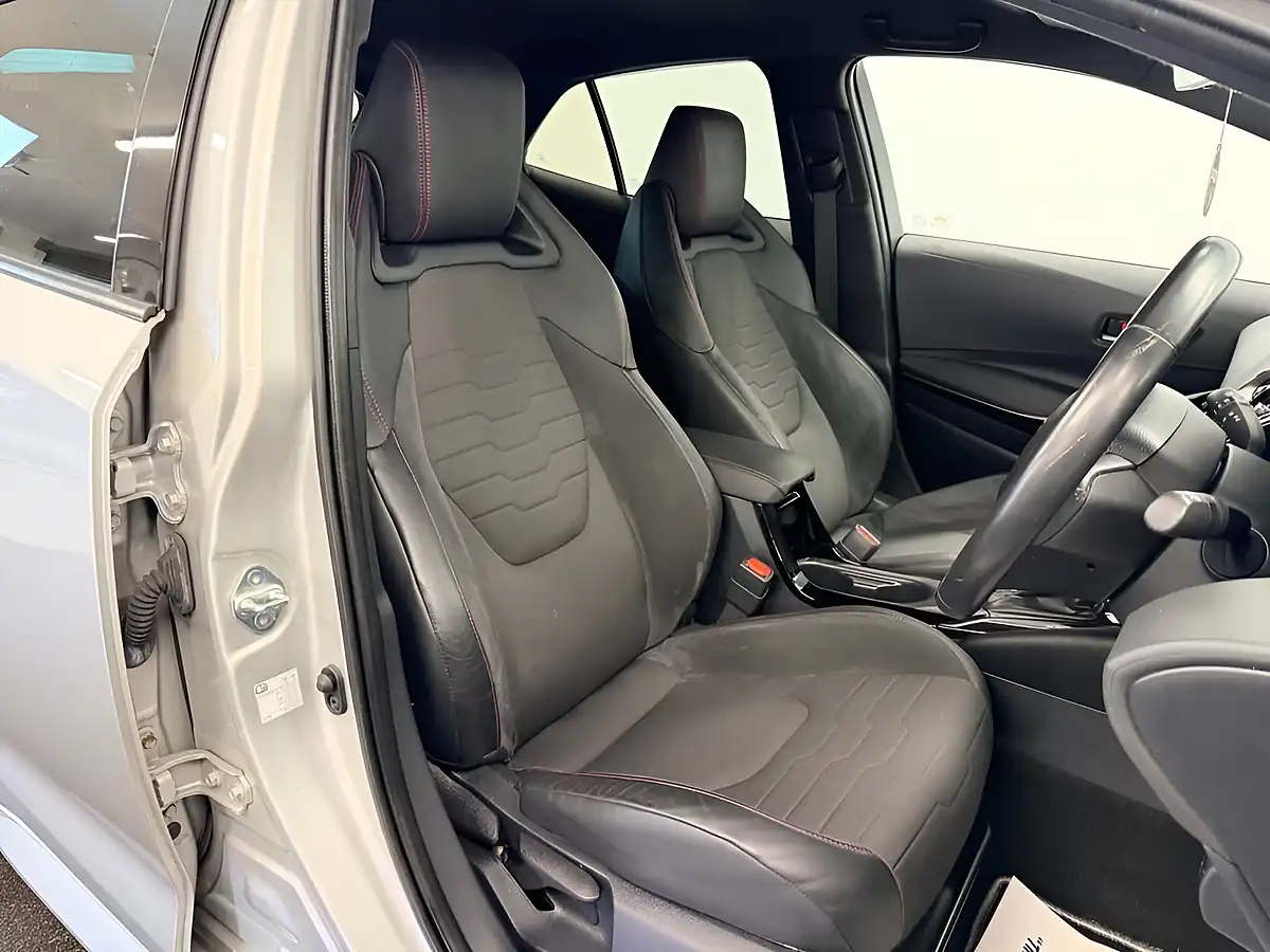 Used 2019 Toyota Corolla Excel Sterling Grey - Interior and Exterior details 3