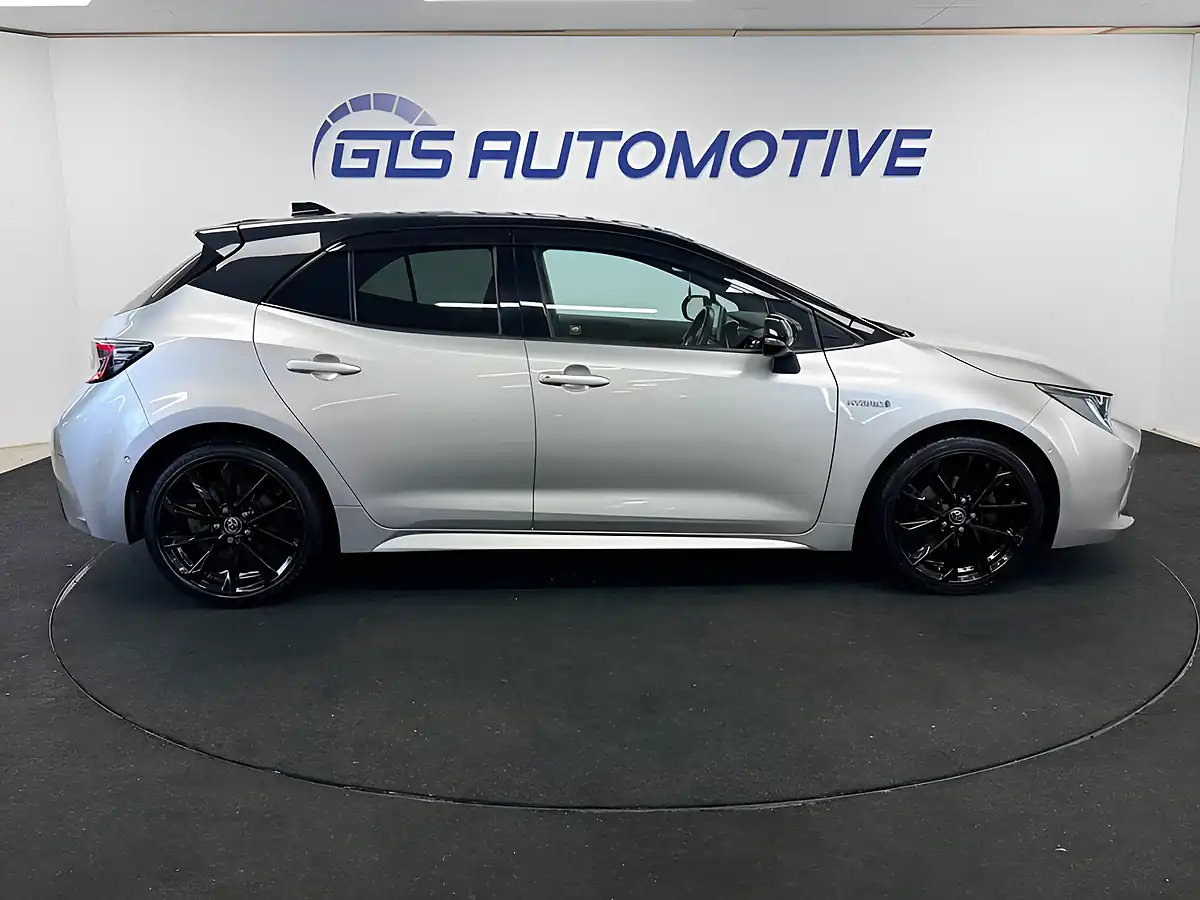 Used 2019 Toyota Corolla Excel Sterling Grey - Interior and Exterior details 7