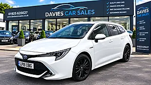 Used 2019 Toyota Corolla Excel Touring Sports Pure White - Interior and Exterior details 2