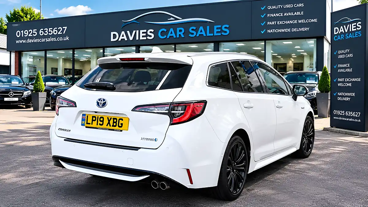 Used 2019 Toyota Corolla Excel Touring Sports Pure White - Interior and Exterior details 6