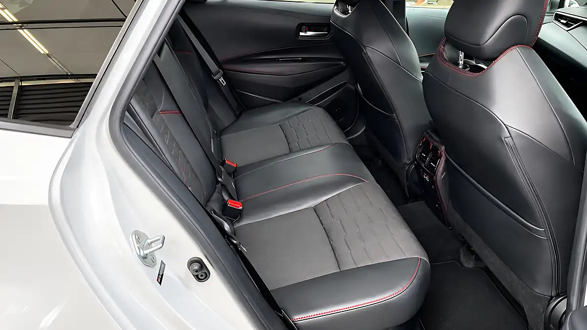 Used 2019 Toyota Corolla Excel Touring Sports Pure White - Interior and Exterior details 9