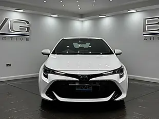 Used 2019 Toyota Corolla Icon Tech White - Interior and Exterior details 4