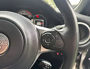 Used 2019 Toyota GT86 Professional Pearl White - Interior and Exterior details 17