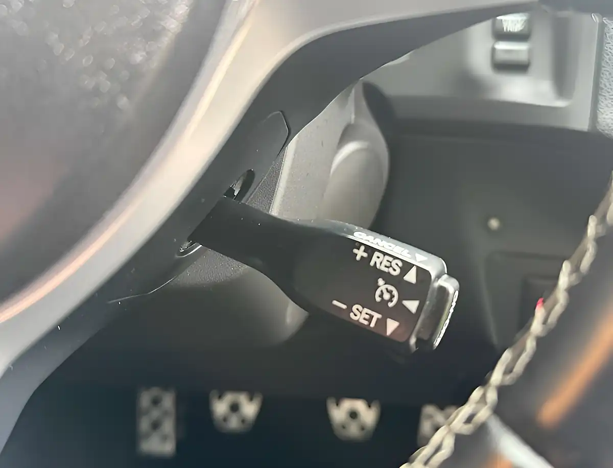 Used 2019 Toyota GT86 Professional Pearl White - Interior and Exterior details 18