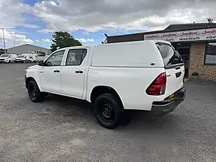 Used 2019 Toyota Hilux Active Double Cab White - Interior and Exterior details 8