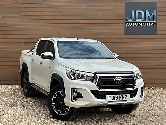 2019 Toyota Hilux HI-Luxury Invincible X 2.4 D-4D