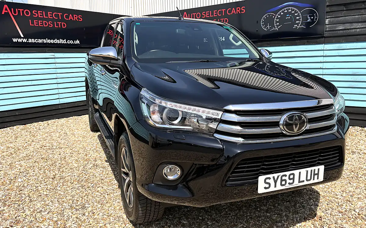 Used 2019 Toyota Hilux Invincible Pickup Double Cab Galaxy Black - Interior and Exterior details 3