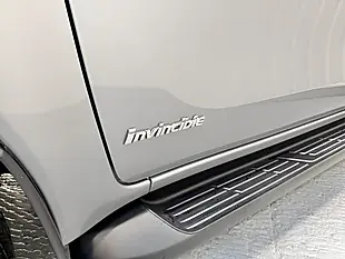 Used 2019 Toyota Hilux Invincible Silver Blade - Interior and Exterior details 5