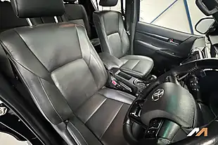 Used 2019 Toyota Hilux Invincible X Black - Interior and Exterior details 11