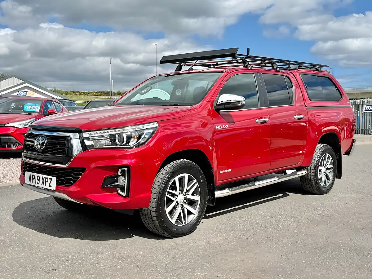 Used 2019 Toyota Hilux Invincible X Crimson Spark Red - Interior and Exterior details 3