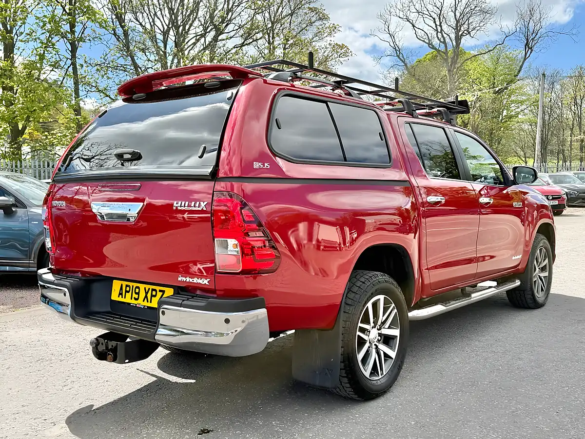 Used 2019 Toyota Hilux Invincible X Crimson Spark Red - Interior and Exterior details 5
