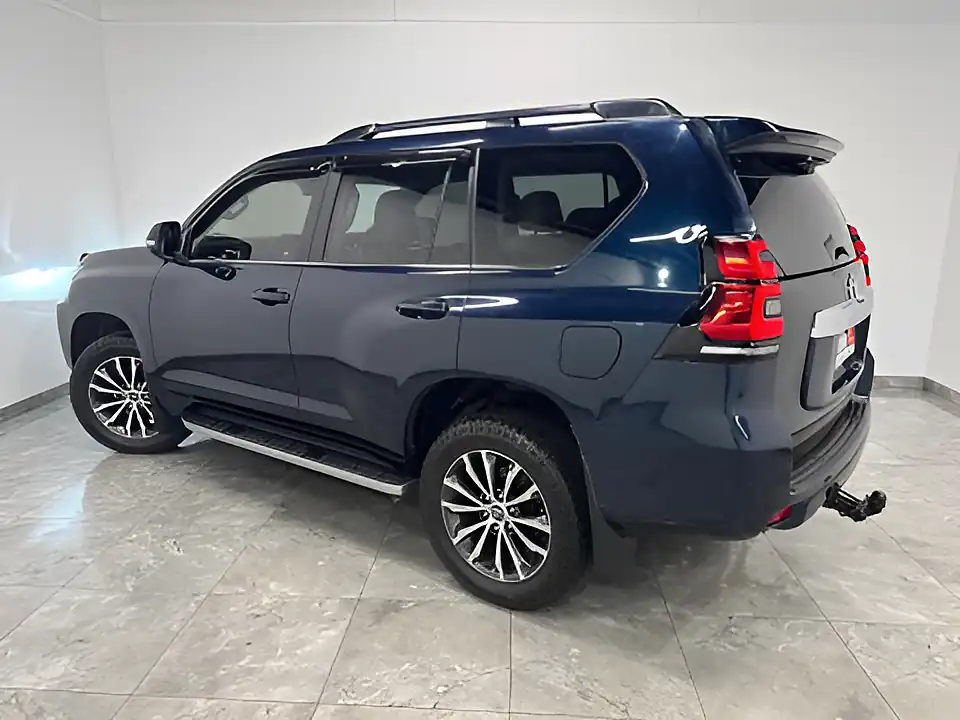 Used 2019 Toyota Land Cruiser Icon Blue - Interior and Exterior details 6