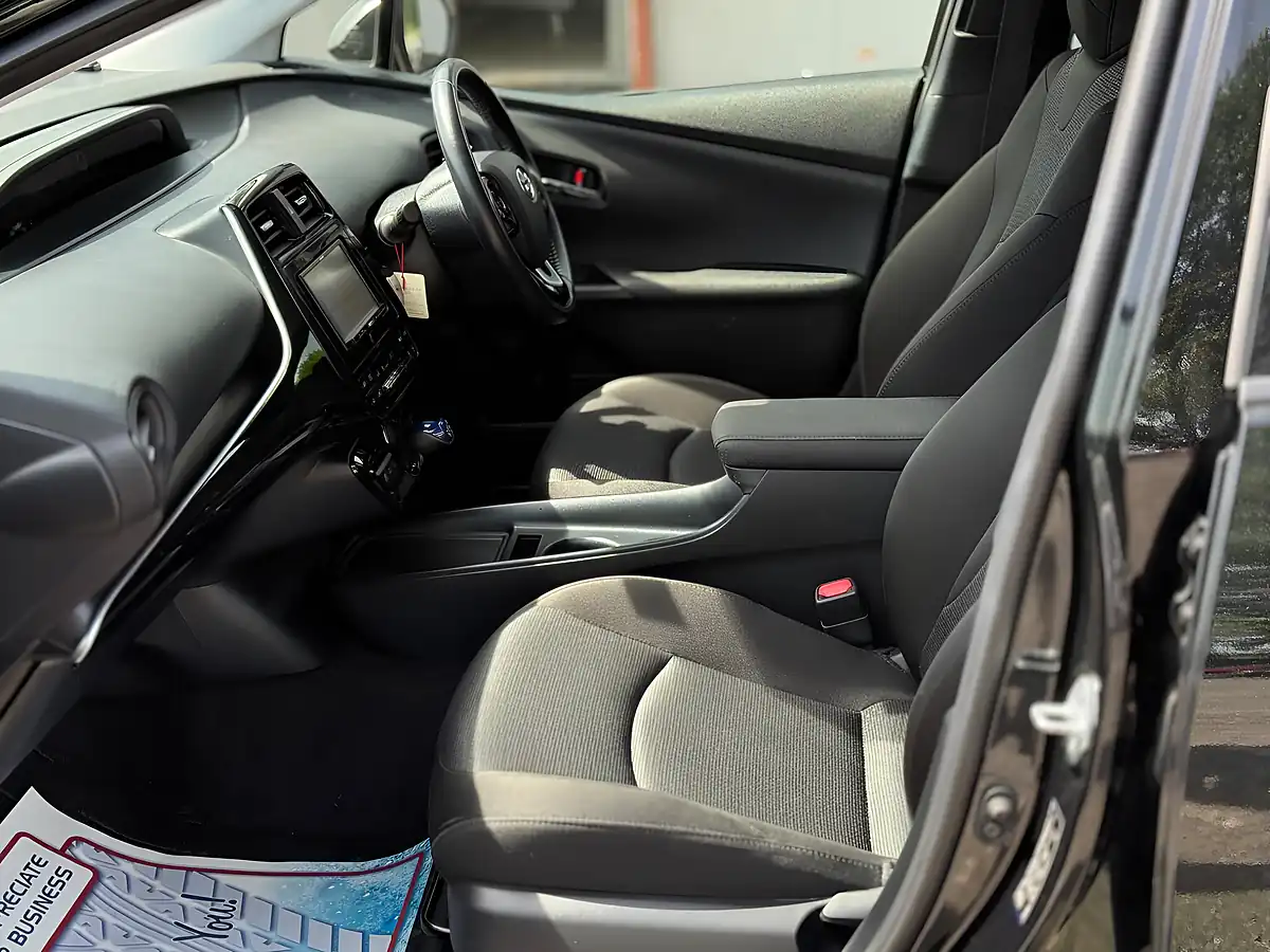 Used 2019 Toyota Prius Active Black - Interior and Exterior details 12
