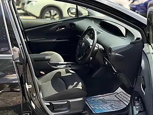 Used 2019 Toyota Prius Active Black - Interior and Exterior details 9