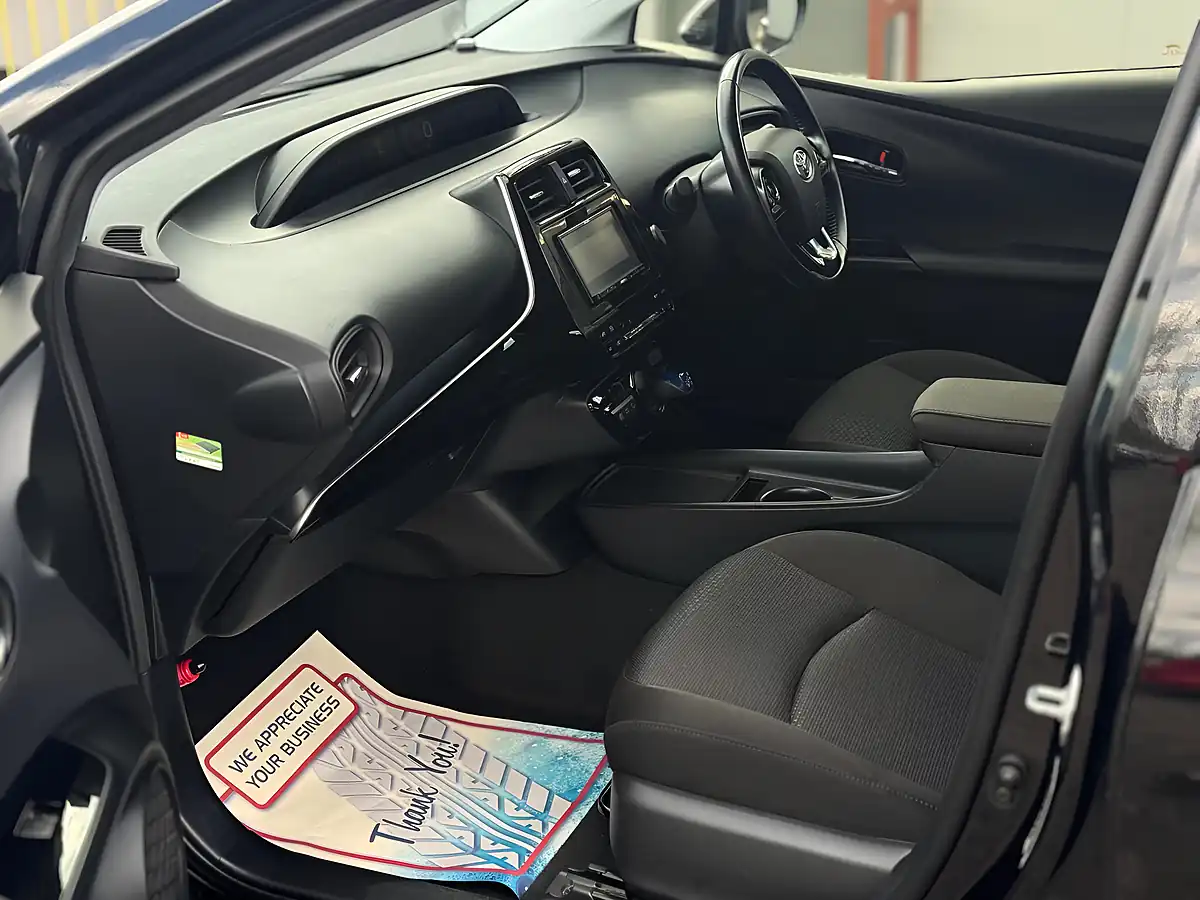 Used 2019 Toyota Prius Active Black - Interior and Exterior details 11