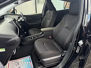 Used 2019 Toyota Prius Active Black - Interior and Exterior details 12