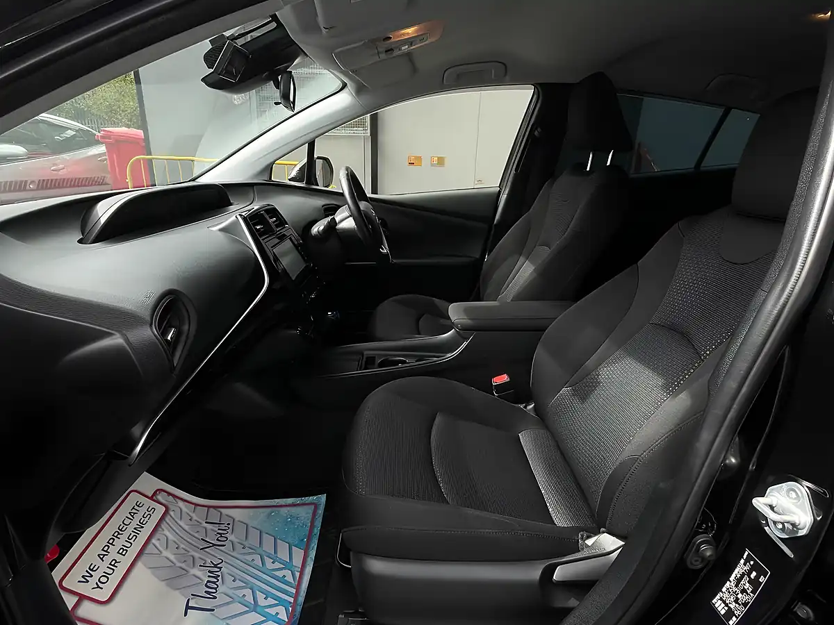 Used 2019 Toyota Prius Active Black - Interior and Exterior details 14