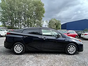 Used 2019 Toyota Prius Active Black - Interior and Exterior details 9