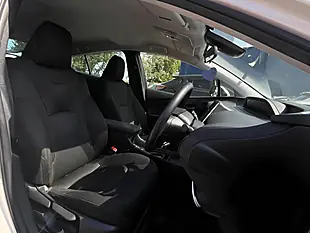 Used 2019 Toyota Prius Active White - Interior and Exterior details 10