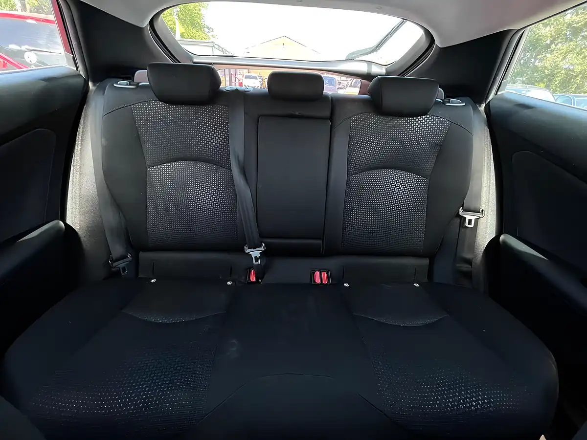 Used 2019 Toyota Prius Active White - Interior and Exterior details 12